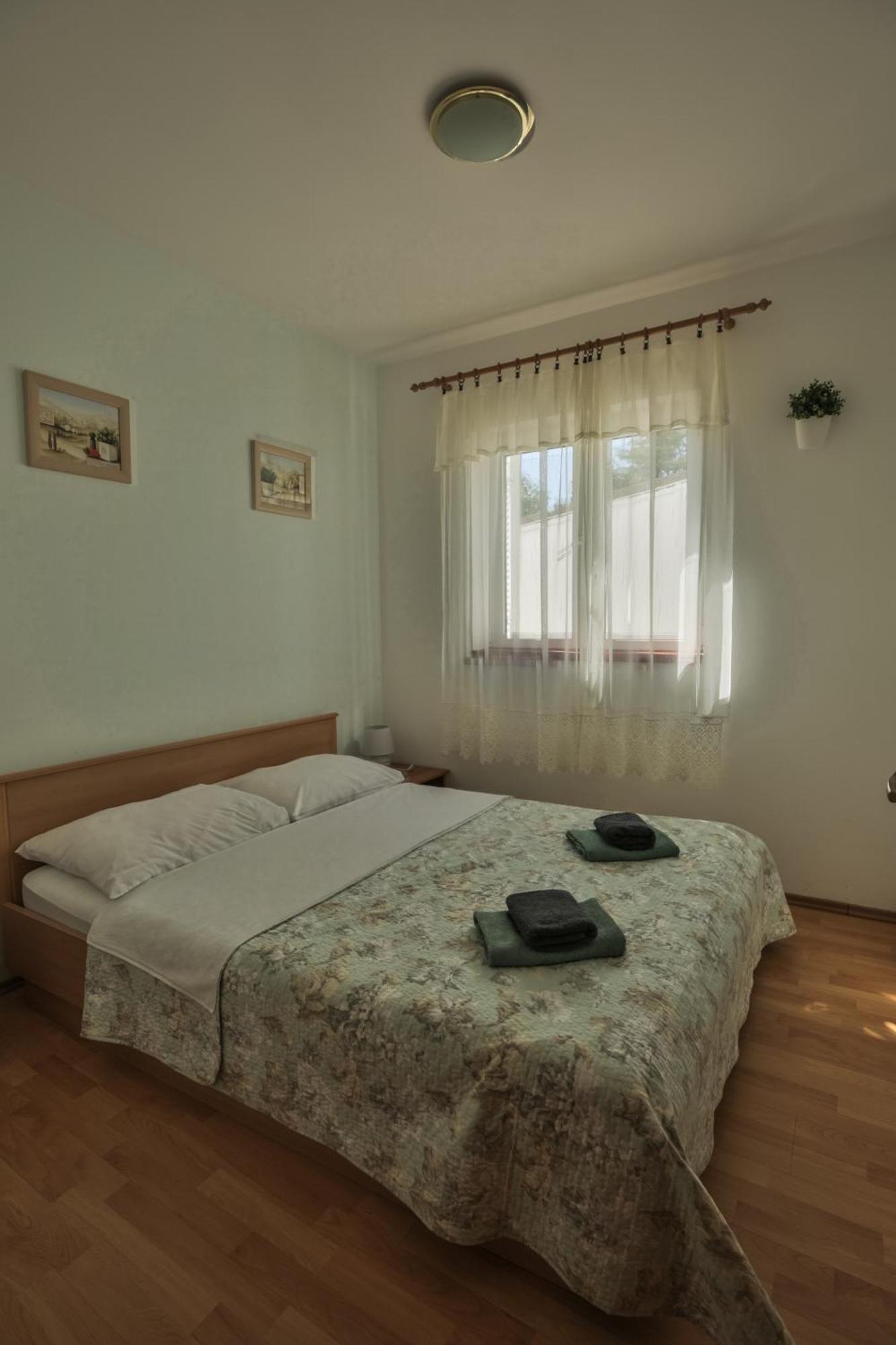 Apartments Strmecki Novi Vinodolski Habitación foto